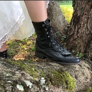 Laredo Kiltie Vintage Boots